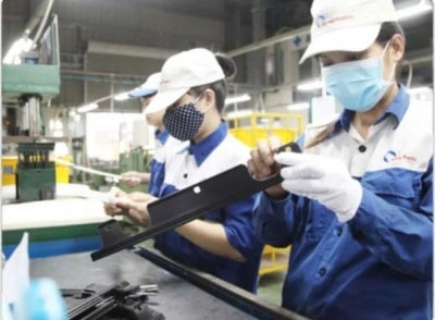 Tuyển gấp 15 nam, nữ làm việc tại Nhật Bản đơn hàng Ép nhựa & Kiểm tra linh kiện xe hơi