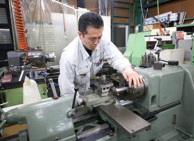 Tuyển gấp  5 nam làm việc tại Nhật Bản đơn hàng Gia công cơ khí