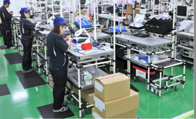 Tuyển gấp 5 nữ làm việc tại Nhật Bản đơn hàng Sẳn xuất và kiểm tra hộp đựng mỹ phẩm