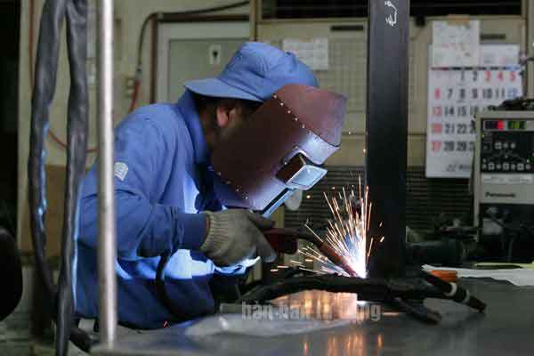 Tuyển gấp 5 nam làm việc tại Nhật Bản đơn hàng Hàn phụ tùng các loại xe