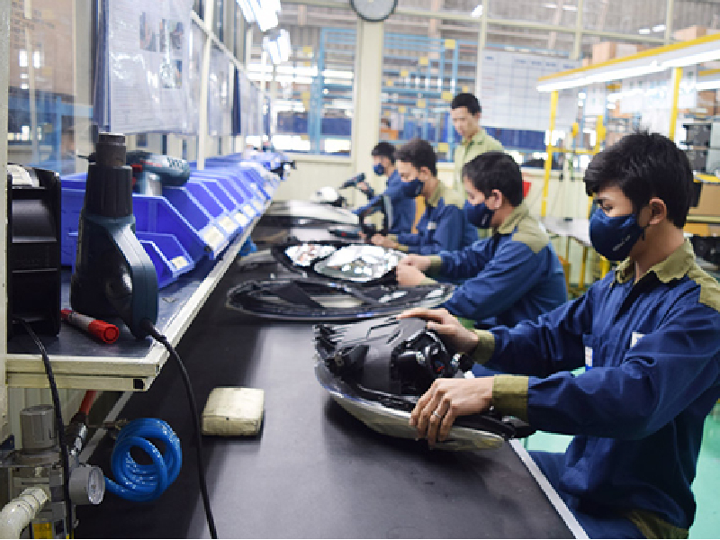 Tuyển gấp 10 nam làm việc tại Nhật Bản đơn hàng Ép nhựa- kiểm tra linh kiện ô tô