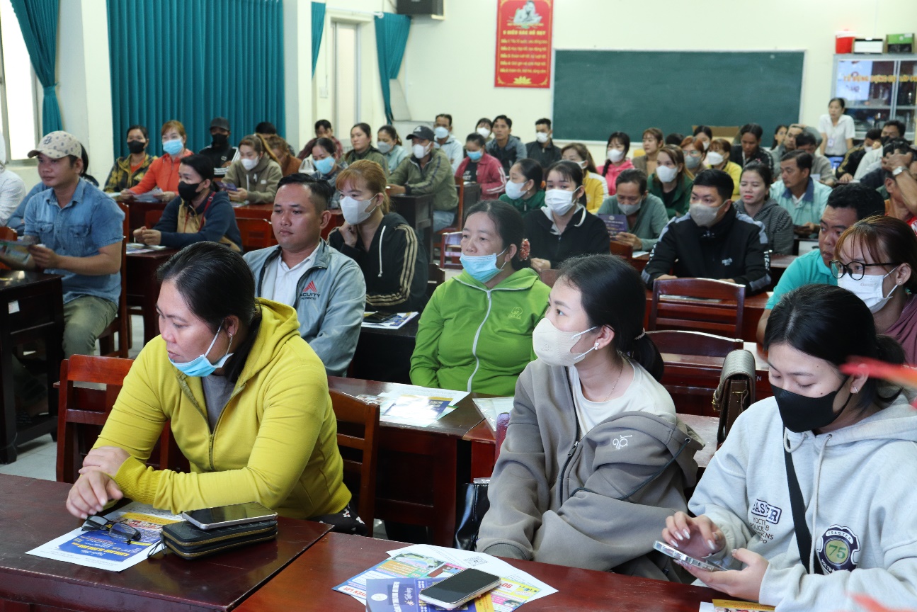 Kết nối việc làm cho người lao động đang hưởng trợ cấp thất nghiệp đầu xuân Bính Ngọ 2026