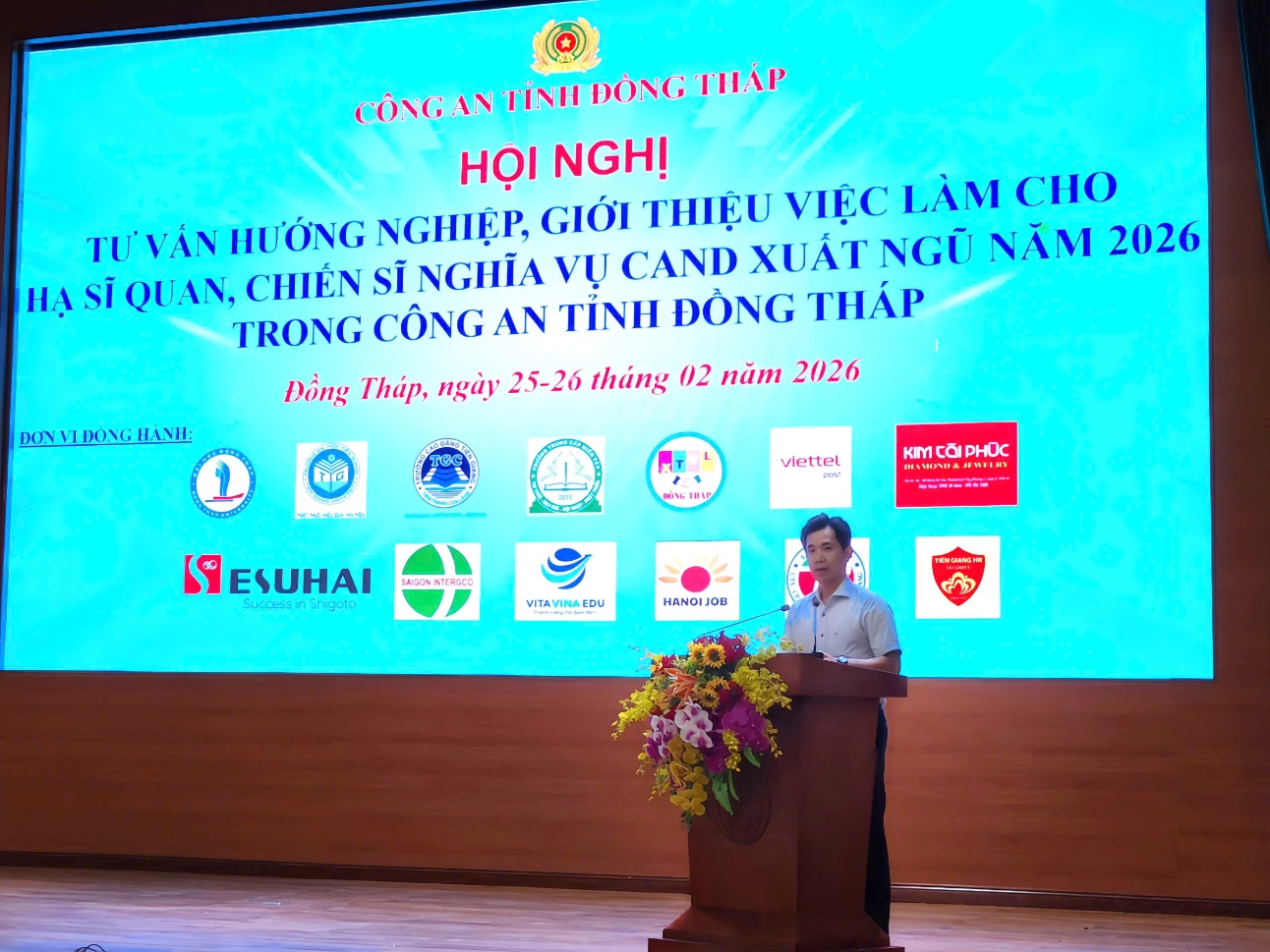 Hơn 500 thanh niên Công an xuất ngũ được tư vấn hướng nghiệp và giới thiệu việc làm năm 2026